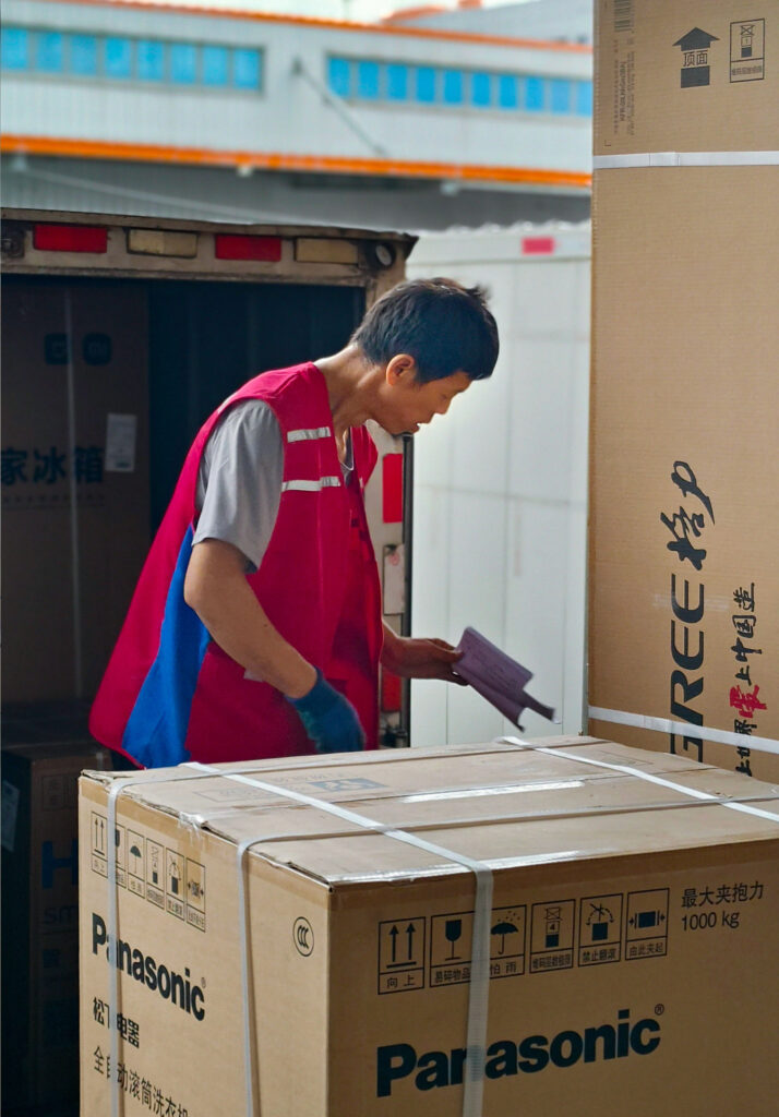 经验为刃 策略为盾 维多利亚老品牌vic物流从容迎战红六月