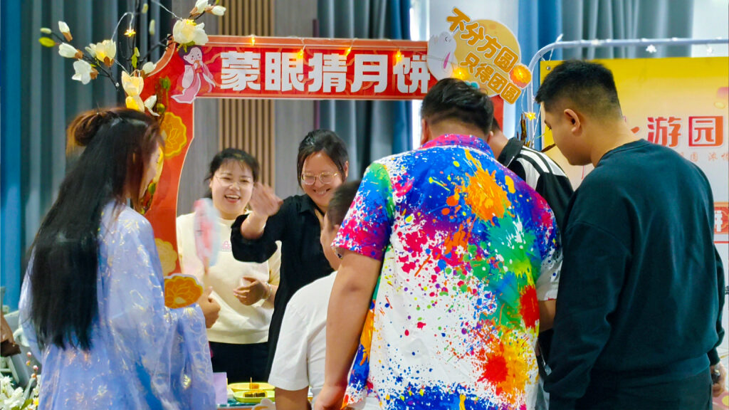 维多利亚老品牌vic物流中秋游园会